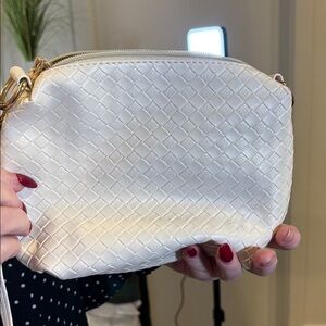 Cream Wristlet